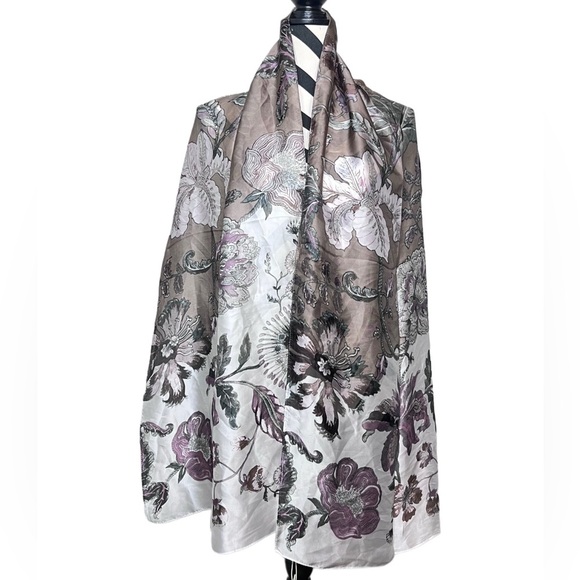 NWT Max Studio OS Satin Floral Scarf Wrap - Picture 4 of 7